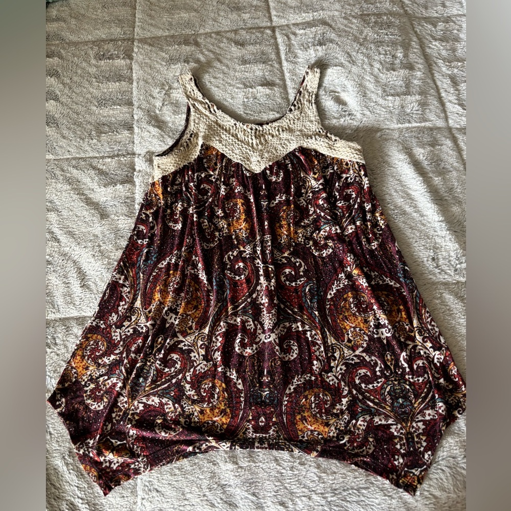 Bohemian Paisley Lace Trim Tank Top - Picture 5 of 9